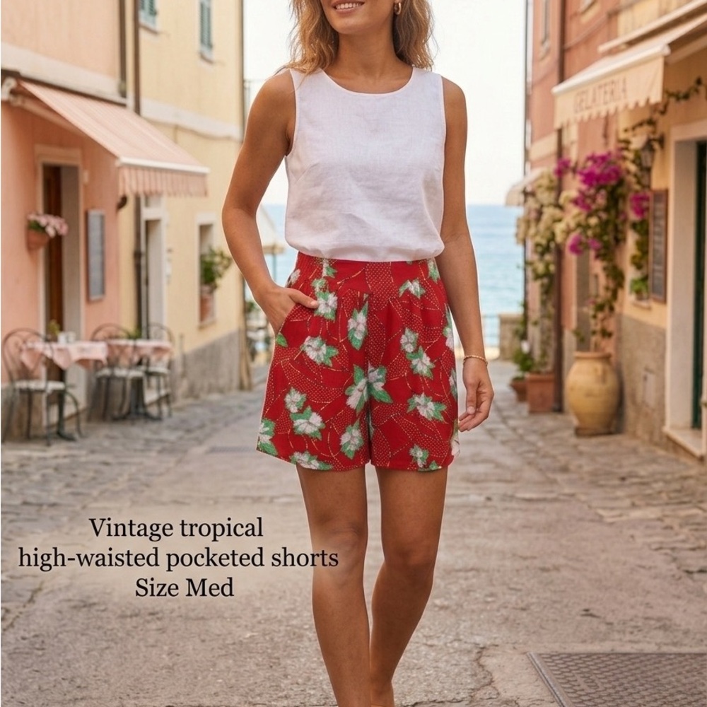 Vintage Tropical High-Waisted Pocket Shorts - Red